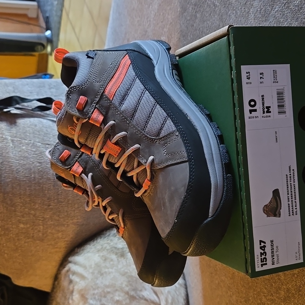 Danner Boots wmns sz 10